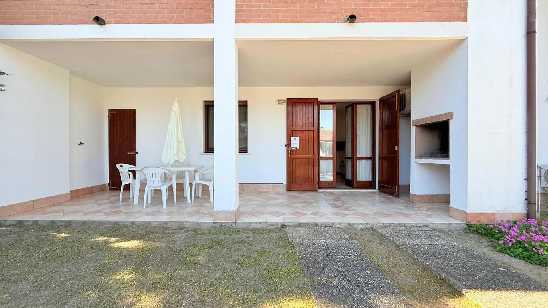 Agenzia Vear - Lido Di Volano Aparthotel