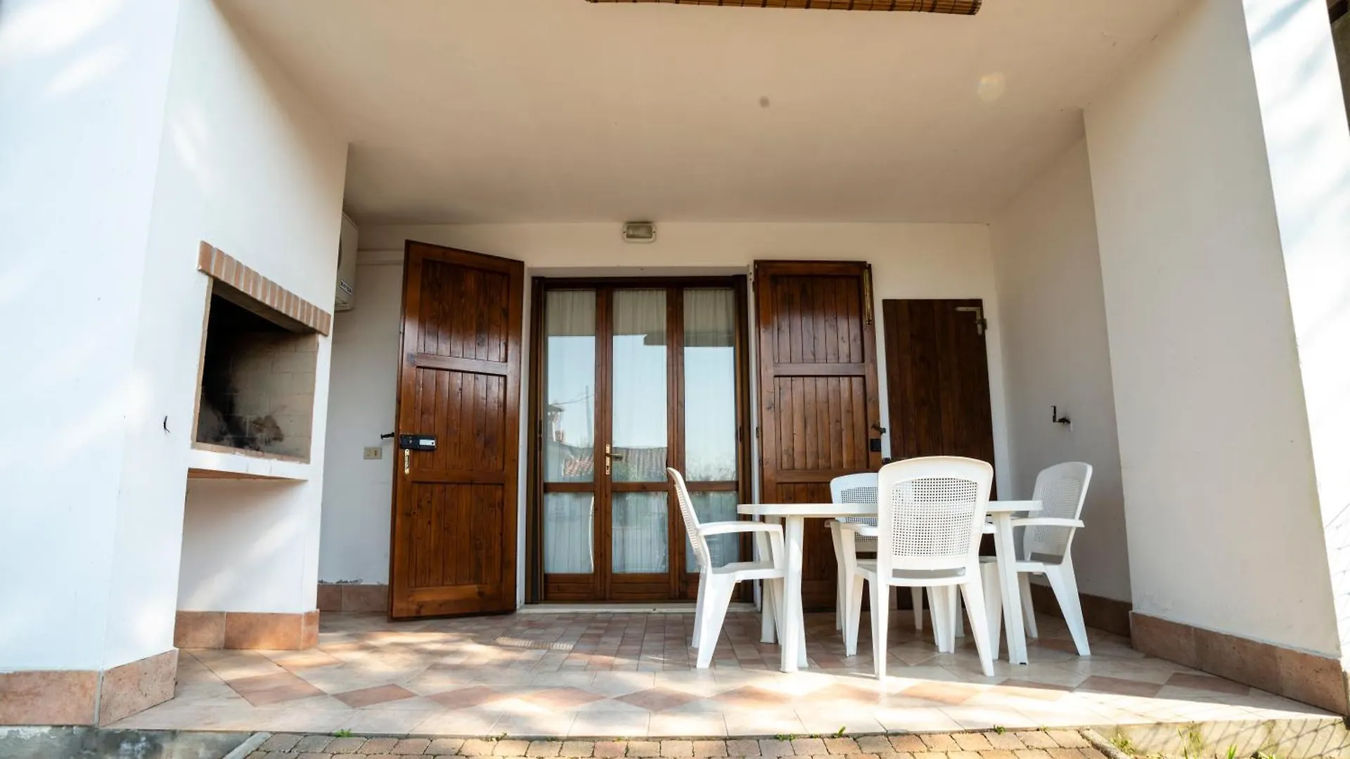 Agenzia Vear - Lido Di Volano Italien