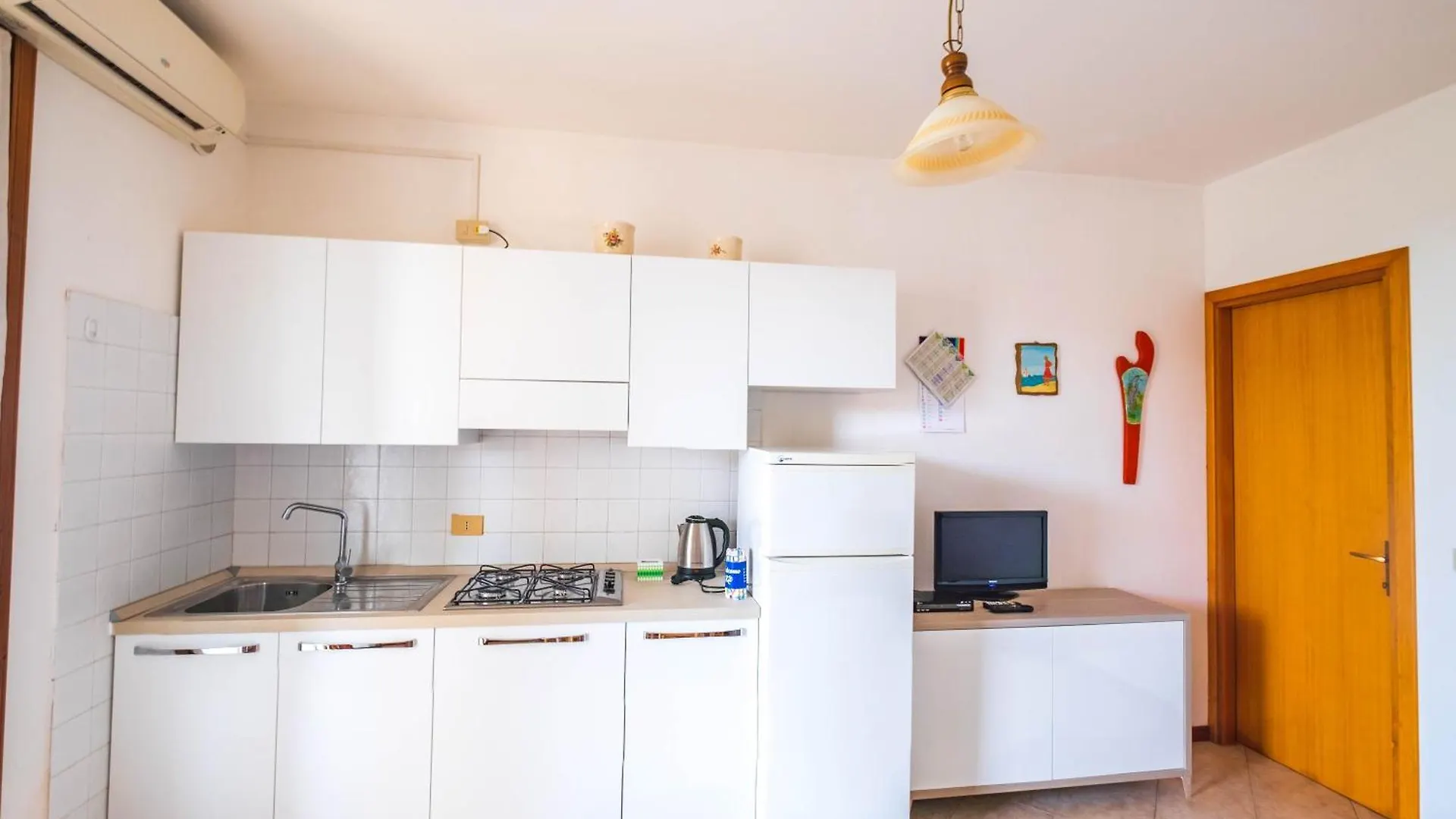 Agenzia Vear - Lido Di Volano Aparthotel